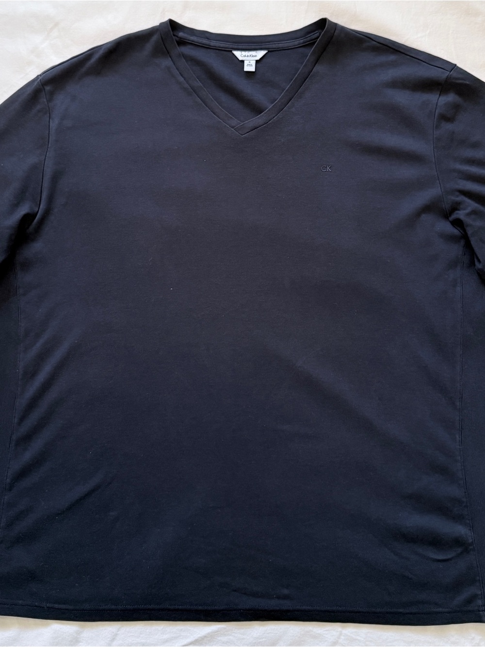 Calvin Klein V-Neck T-Shirt -Black, Size XL